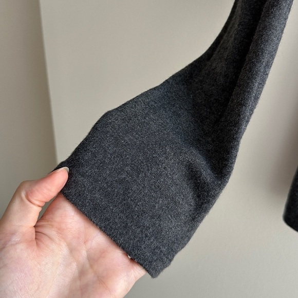 Tahari Dark Grey Stretch Sweatshirt Blazer, Casual Workwear, Size Medium - Picture 6 of 16